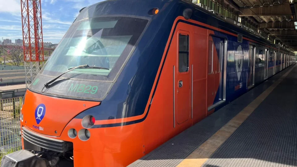 Metrô de BH terá intervalos maiores à noite nesta semana; veja as mudanças