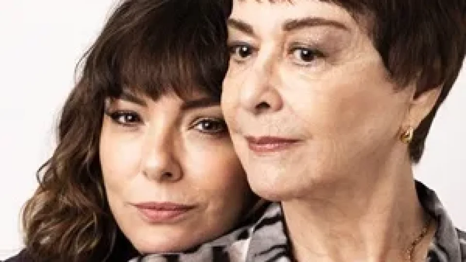 Teatro: “Querida Mamãe” leva conflitos familiares a BH