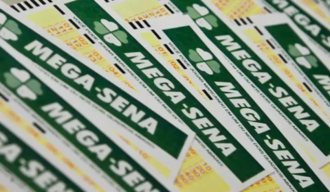 R$ 135 milhões na Mega-Sena: esse dinheiro pode te aposentar