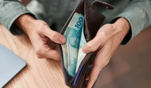 Desenrola Adimplentes começa nesta terça com crédito de até R$ 15 mil