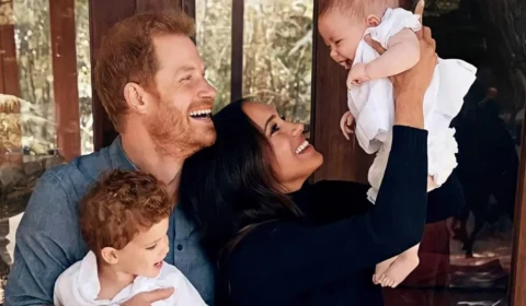 Príncipe Harry e Meghan planejam voltar a morar no Reino Unido com os filhos
