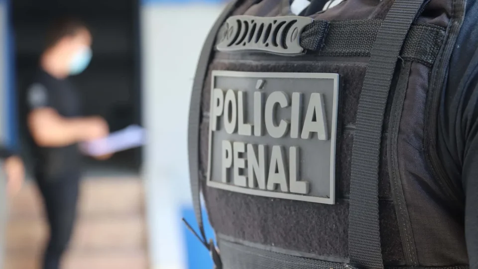 STF: Zanin barra temporários na polícia penal do Acre