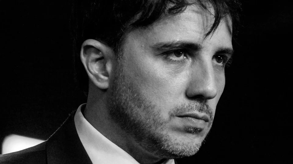 Renan Santos denuncia plano para matá-lo durante ato de largada da campanha em São Paulo