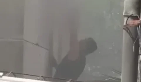 Bebê é resgatado pela janela durante incêndio em prédio na Zona Norte de Manaus