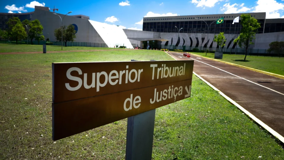 STJ nega união estável mesmo com filho e noivado e decisão chama atenção