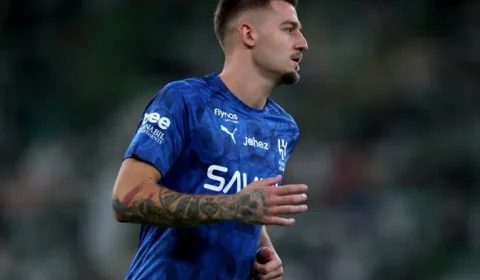 Savic aparece na hora certa e repete roteiro que já havia castigado rival de Cristiano Ronaldo