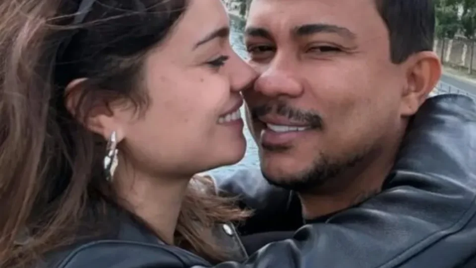 Sophie Charlotte e Xamã são flagrados em passeio raro no Rio