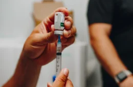 Vacina contra o sarampo: quantas doses tomar e onde se vacinar