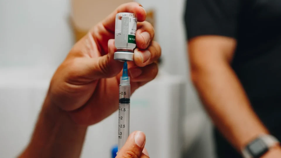 Vacina contra o sarampo: quantas doses tomar e onde se vacinar