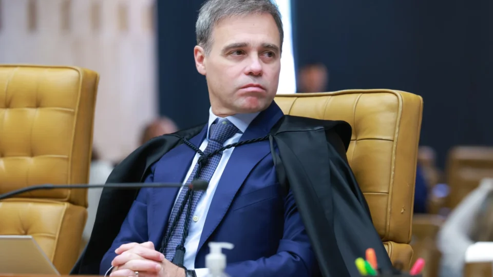 Crise entre Mendonça e PF cresce e envolve investigação sobre fraudes no INSS
