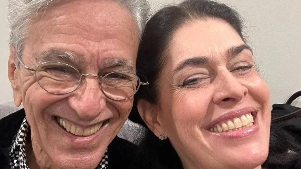 Paula Lavigne revela detalhes da idade e amor com Caetano Veloso