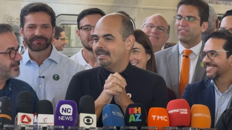 Mateus Simões: quem é o governador que busca a reeleição em Minas Gerais pelo PSD?