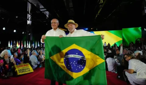 Alckmin ironiza críticas às urnas: ‘Não aceitam voto de argentino nem americano