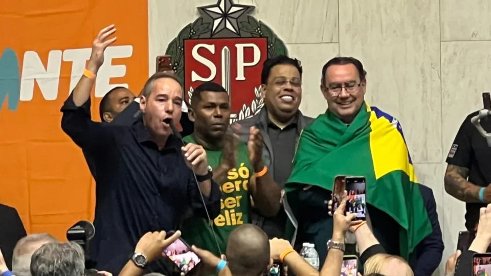 Augusto Cury é oficializado como candidato à presidência pelo Avante