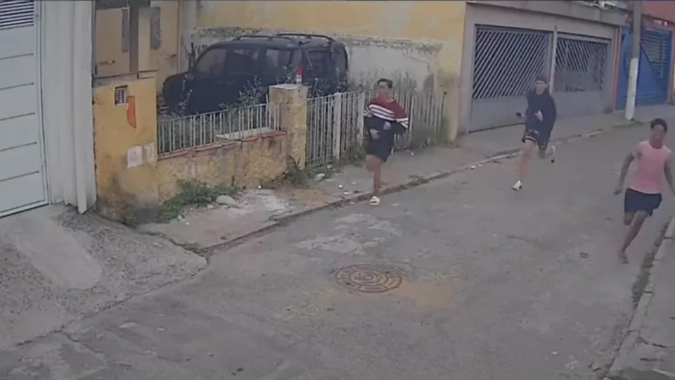 Onda de tentativas de assalto assusta moradores e trabalhadores na Avenida Dom Pedro I