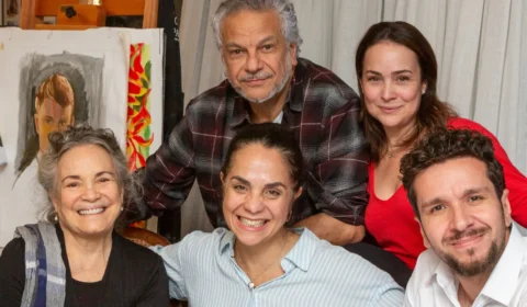 Regina Duarte volta aos palcos ao lado da filha Gabriela em nova comédia