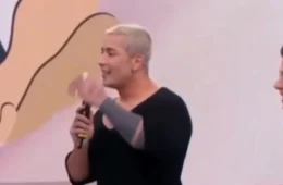 Ratinho recebe críticas após comentário sobre visual de cantor durante programa