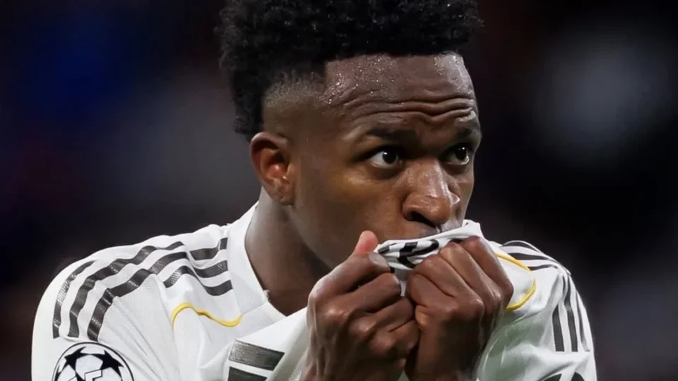 Real Madrid anuncia renovação de Vinícius Júnior até 2032 e encerra especulações sobre o futuro do brasileiro