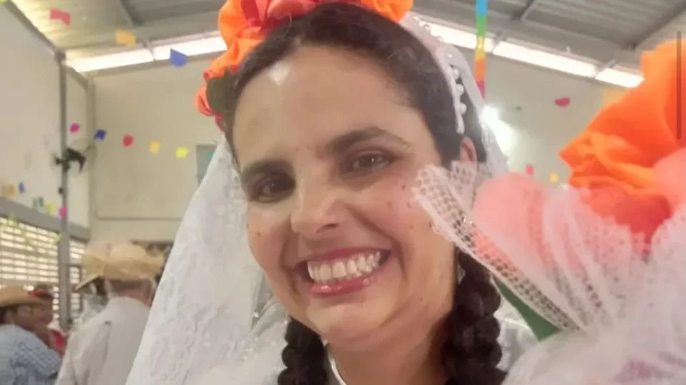 Família de jovem entubada há 12 dias pede transferência para hospital especializado em neurologia