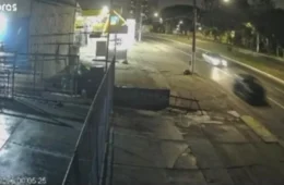 Vídeo mostra carros em alta velocidade antes de atropelamento que matou mulher na Zona Oeste de SP