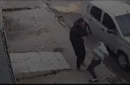 Menina é enforcada durante assalto e implora para não ter celular levado em Duque de Caxias
