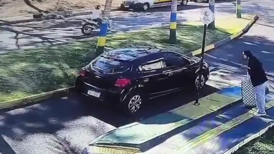 Motorista de aplicativo é preso suspeito de importunar passageira durante corrida