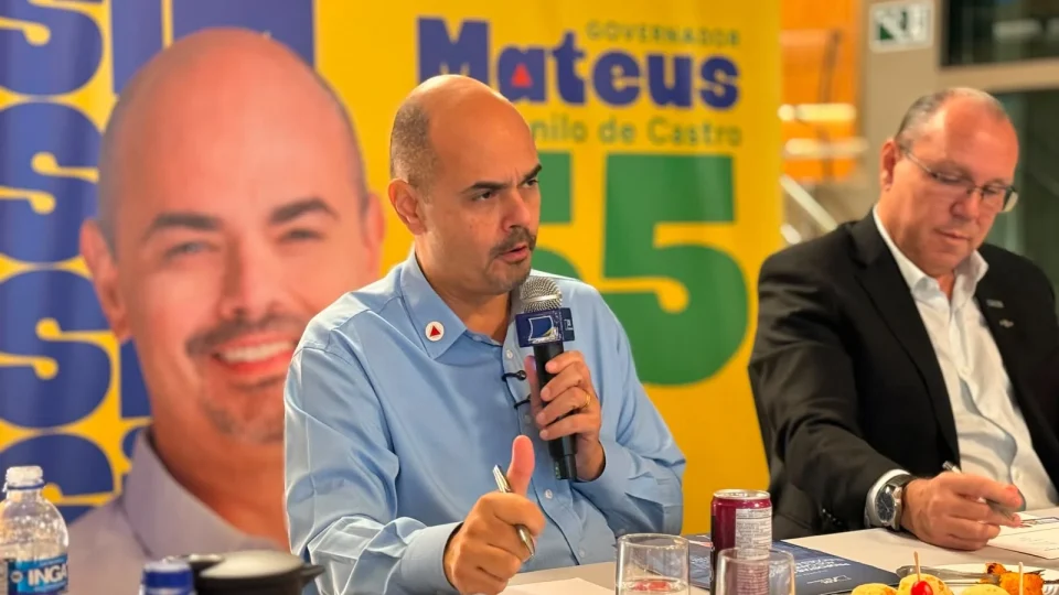 Mateus Simões defende aumento da renda dos mineiros em encontro com empresários em BH