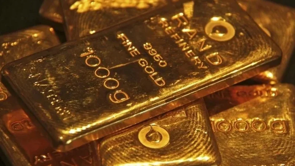 Ouro dispara nos EUA e volta ao centro das atenções; entenda o que está por trás da alta