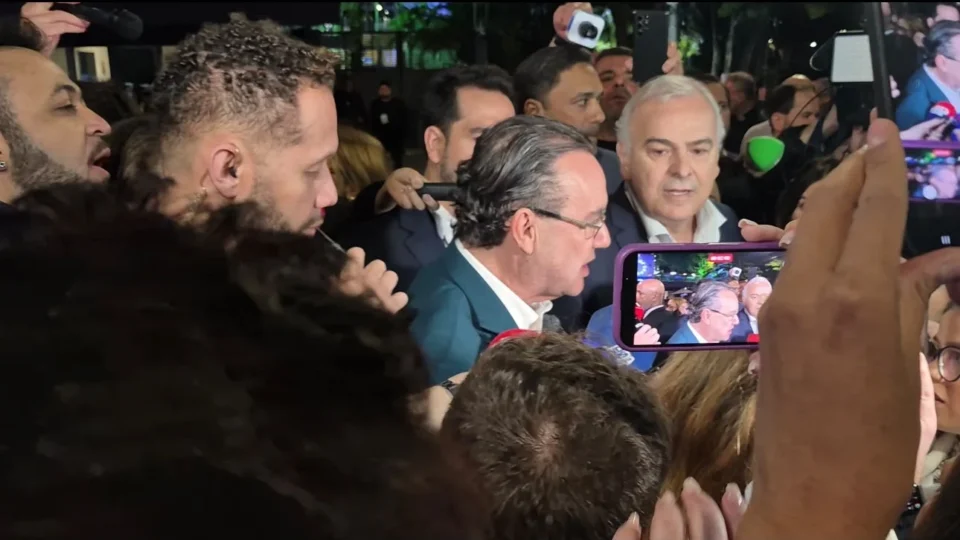 Augusto Cury anuncia que não participará do debate presidencial da Band