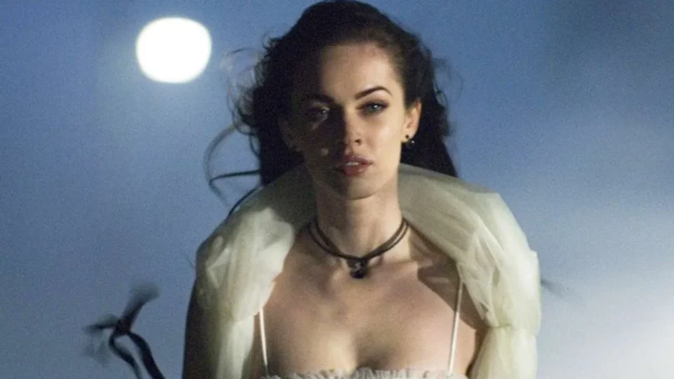 Megan Fox retoma Garota Infernal em 2026 e impacta seus filhos