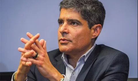 ACM Neto nega irregularidades em contrato de R$ 3,6 milhões com Banco Master