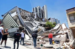 Equipes usam microfones especiais para encontrar sobreviventes sob escombros na Colômbia
