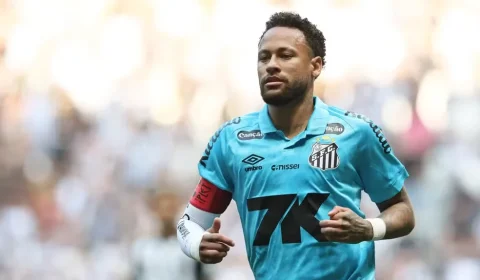 Neymar desconversa sobre jogar contra o Palmeiras