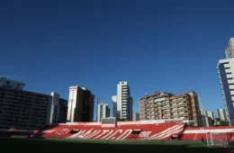 Náutico x Atlético-GO: palpite e onde assistir ao vivo hoje às 16h