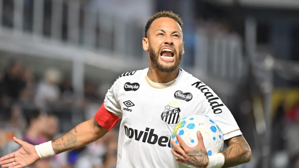 Cuca põe Neymar em dúvida para jogo decisivo com o Remo