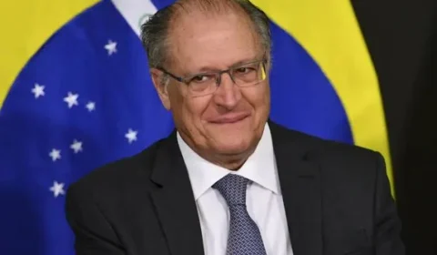 Alckmin critica família Bolsonaro e diz que Minas vai rejeitar bolsonarismo