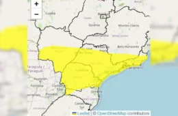 Inmet emite alerta amarelo de tempestades para sete estados