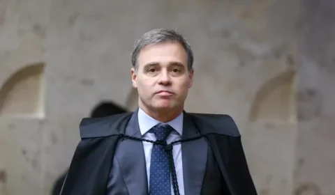 Mendonça se reúne com ministro da Justiça para tentar reduzir crise com a PF