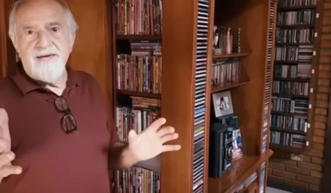 Ary Fontoura se surpreende com visita inesperada em casa