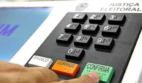 TSE inicia semana para mostrar como funciona a urna eletrônica e combater fake news sobre eleições