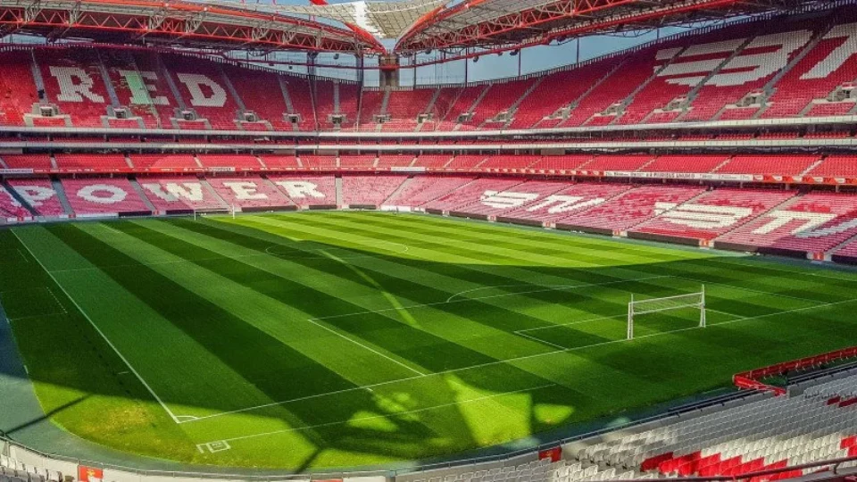 Benfica recebe o Hearts em busca de vantagem na terceira fase preliminar da Liga Europa