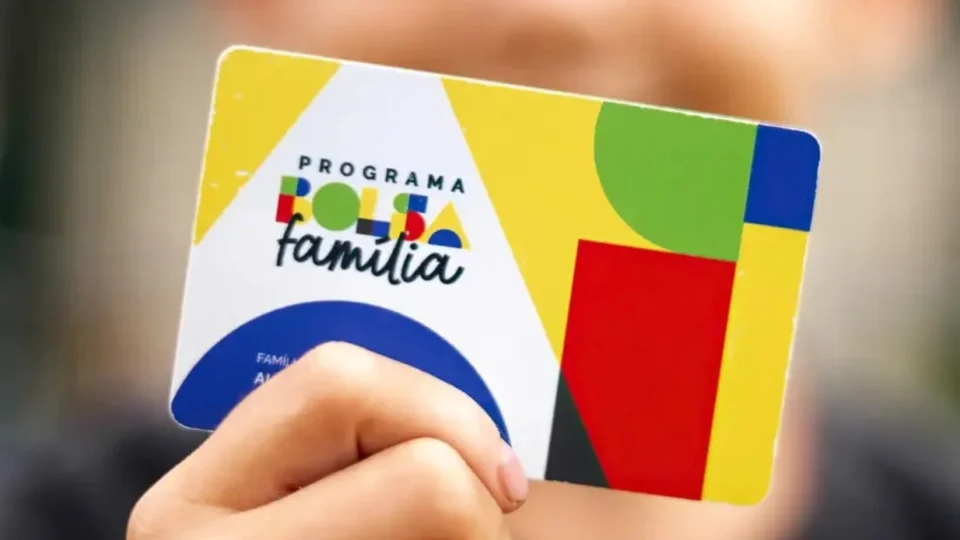 Bolsa Família libera consulta e pagamento de até R$ 600 em agosto