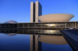 Quase 80% dos deputados federais eleitos em 2022 tentam reeleição