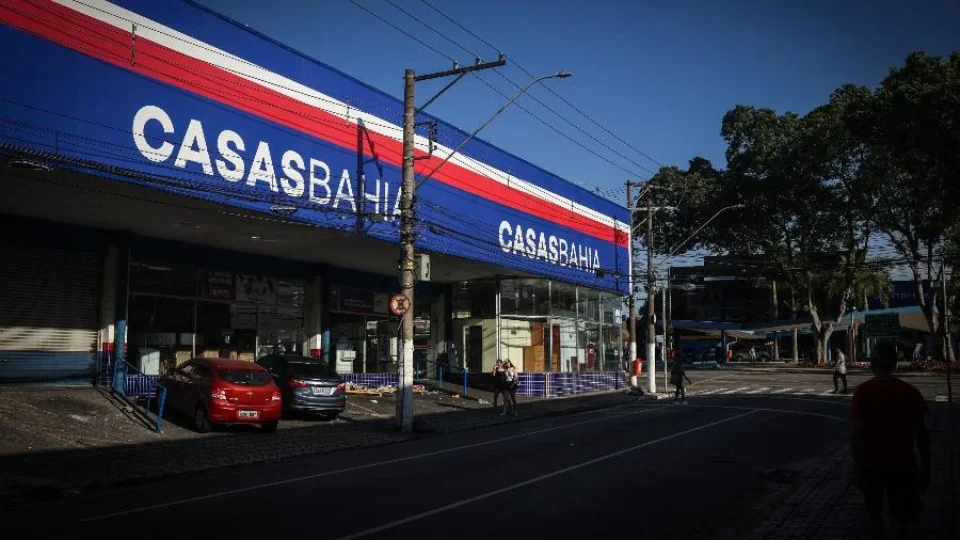 PF investiga se Casas Bahia “maquiou” faturamento para reduzir bônus de gerentes