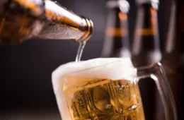 Dia Internacional da Cerveja: vendas disparam em todo Brasil