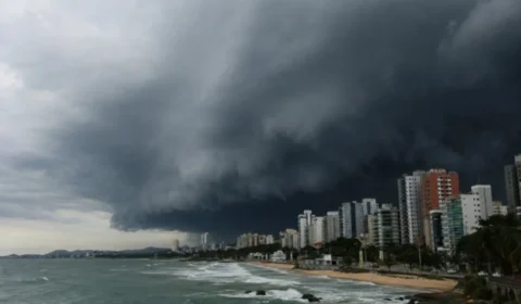 Ciclone enfraquece, mas ventos fortes continuam no Sul e Sudeste
