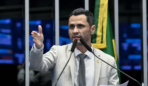 Após desistir, Cleitinho implora ao Republicanos para voltar à disputa pelo Governo de Minas