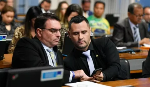 Cleitinho reforça apoio a Flávio Bolsonaro na disputa pela Presidência