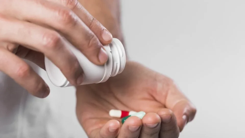 Anvisa amplia cerco contra remédios contaminados, falsificados e com falhas