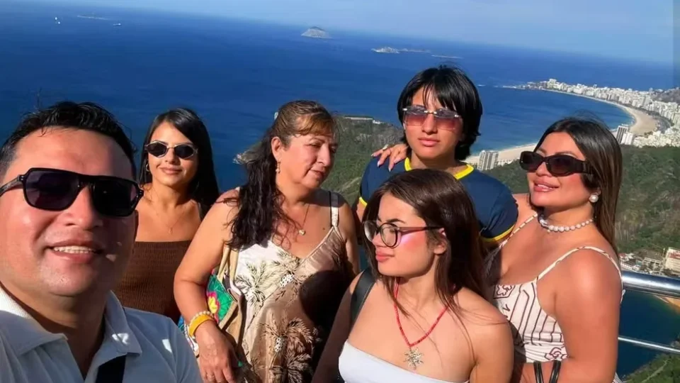 “O último passeio de metade da minha família”, diz parente após queda de helicóptero no Rio de Janeiro